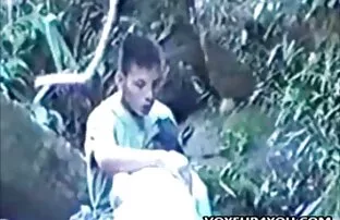 Người chồng với sự khó chịu thức dậy vào ban đêm và bắt phim sex vietsub nhật đầu ăn vợ của ông khi ông treo lên điện thoại.