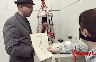 Khi các cặp mới cưới thử tất cả mọi thứ mà có thể là thú vị và đáng ngạc nhiên, họ đã quyết định băng video của họ. Một người bạn của những gia đình làm việc như một đài và một xử lý. Trong suốt thời gian lấy chồng làm vợ phim sex nhật bản phụ đề tiếng việt mình một đen, váy ngủ, một màu đỏ thong cho ung thư, cho thấy sự đóng của hậu môn hộ sau đó ông ấy nổ tung tích cực cho đến khi đạt đến cực khoái.
