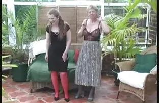 Các cặp sex nhat ban vietsub đôi, dùng sữa mẹ trong trò chơi tình dục. Các người phụ nữ là chán với một ly sữa và yêu cầu chồng dính một lớn của mình. các con trai của một bitch yêu sữa muốn cảm thấy trong miệng ngay cả nhà hút.