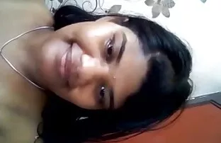 Các cô gái tóc vàng áo len thích chơi phim sex nhat ban vietsub hay với một con Gà trống.