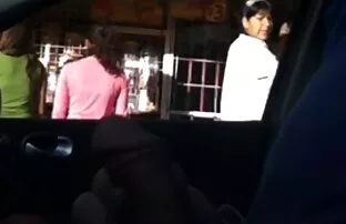 Các gắn lên gái nô lệ cho chủ chân của mình cho đến khi ông ta trên đôi sẽ nhật vietsub chân của mình.